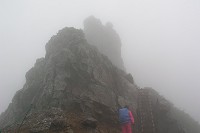 �ڂ̑O�Ɋ�􂪗����͂�����I�@������o��悤���I