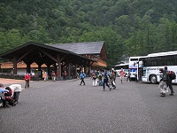 �㍂�n�o�X�^�[�~�i���B�P�Q�N�Ԃ�ł���B