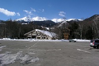 �ό��Z���^�[�t�߂���̏�Ɗx�B