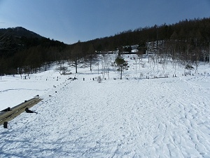 �A�J�m���R�I�񃋁[�g�𔲂���Ɠ��}�����ɔ�яo��B