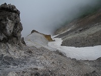 �����̖k���̓E�u�m�V�b�^��֗������ލr�X�����J���B