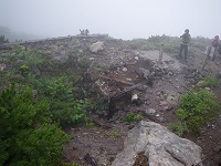 �P�P�̐ΐς݂̌����Ղ͋����B