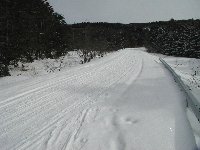 メルヘン街道。冬は通行止めでバックカントリースキーの絶好のコースとなる。